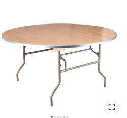 5’ wooden round table